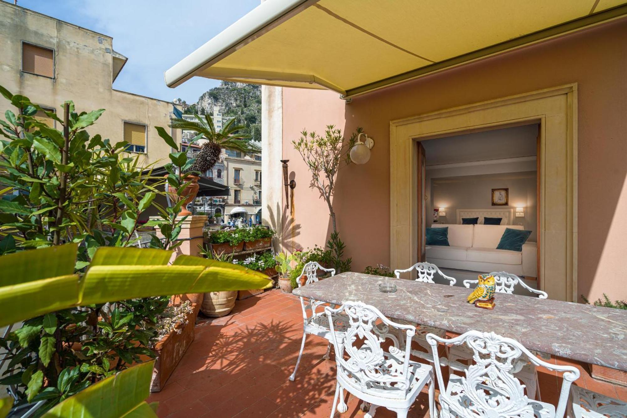 Al Duomo Rooms & Flats Taormina Exterior photo